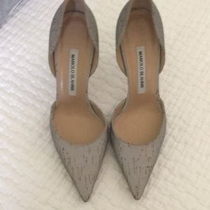 Beautiful silk pumps worn once